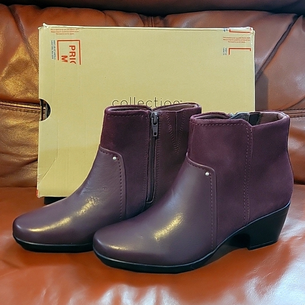 Clarke, size 6M, Emily Lowboot,  Burgundy Color